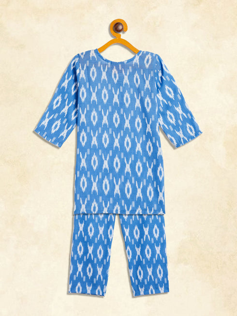 Vastramay SISHU Girls' Aqua Blue Ikkat Print Kurta Pant set